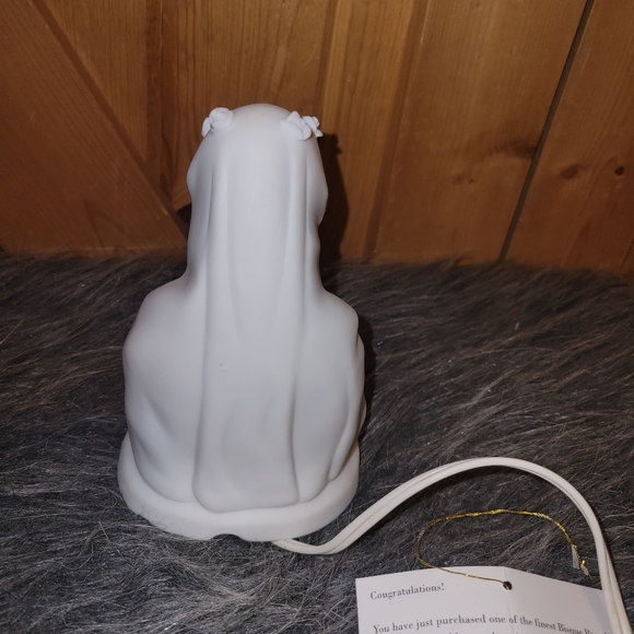 Vintage The Virgin Mary Bisque Porcelain Night Lamp - Picture 3 of 11